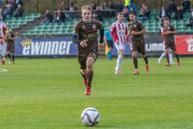 赛季陷入保 赛季陷入保